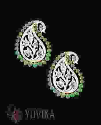 CHIC - DIAMOND EMERALD  EARRINGS - STUDS