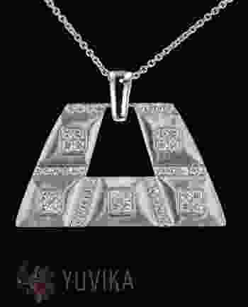 CHIC DIAMOND PENDANT