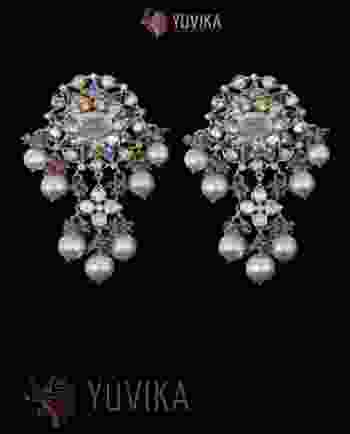 FLAT DIAMOND EARRINGS 