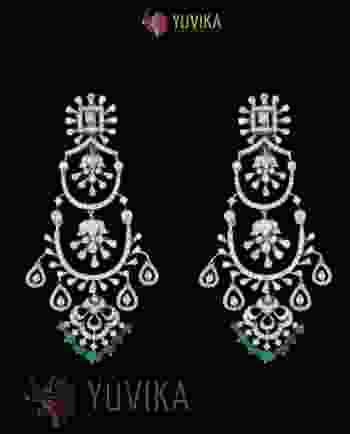DIAMOND EARRINGS HANGING