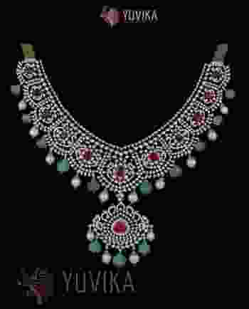 DIAMOND NECKLACE PRINCESS