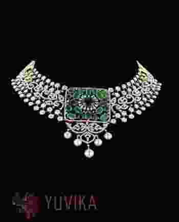 DIAMOND EMERALD NECKLACE