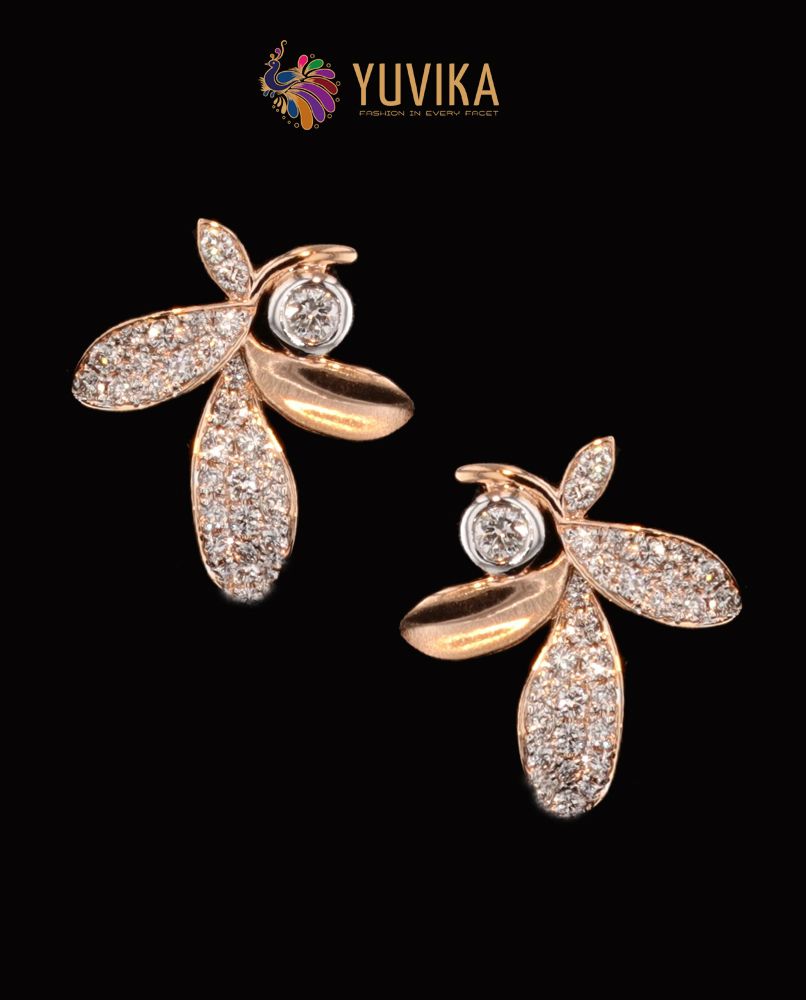 Pin by Charishma Sheth on diamondsssss | Diamond pendants designs, Gold  bridal jewellery sets, Gold earrings wedding