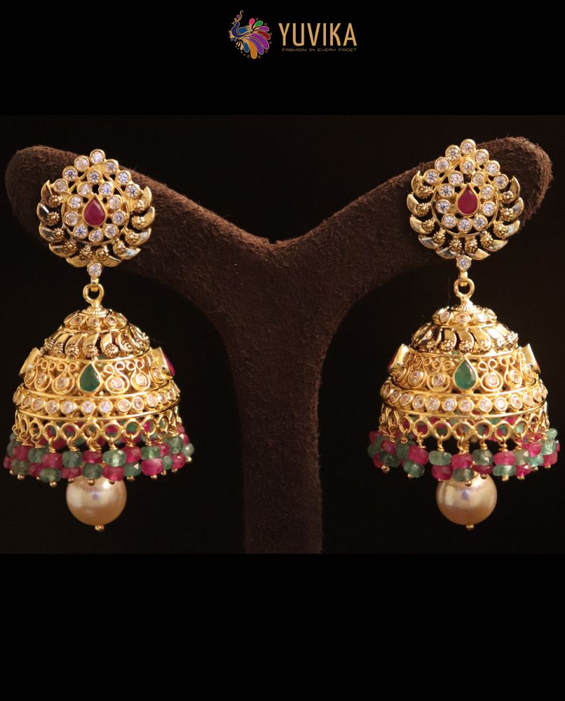 22k Studded Gold Earrings