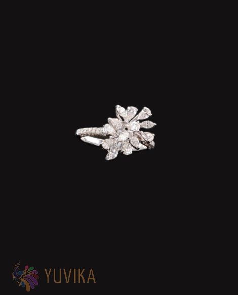 CHIC DIAMOND RING