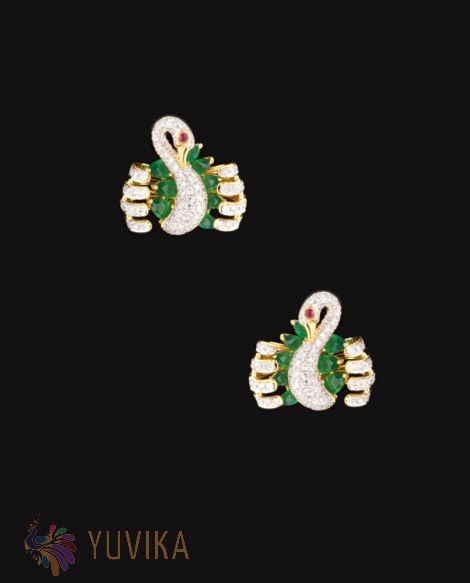 CHIC - DIAMOND EMERALD EARRINGS - STUDS