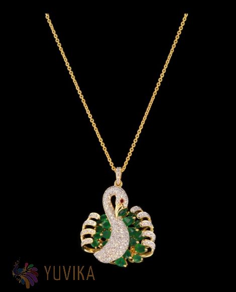 CHIC DIAMOND EMERALD PENDANT