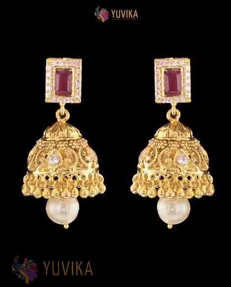 22k Studded Gold Earrings