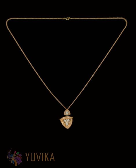 CHIC DIAMOND PENDENT