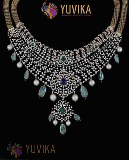 DIAMOND NECKLACE