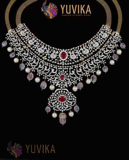 DIAMOND NECKLACE