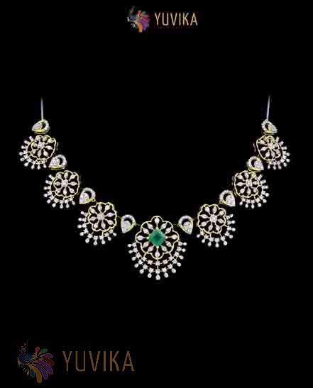 DIAMOND NECKLACE PRINCESS