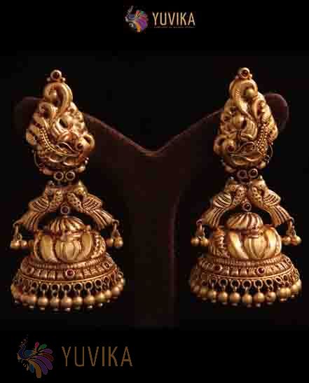 Studded 22k Gold Earrings