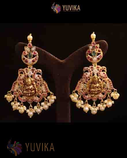 22k Studded Gold Earrings