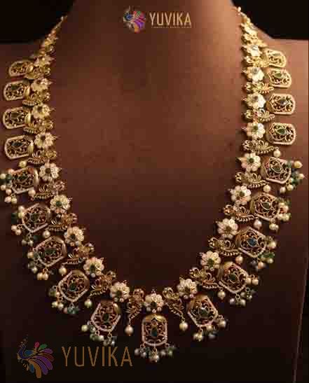 22k Studded Gold Necklace