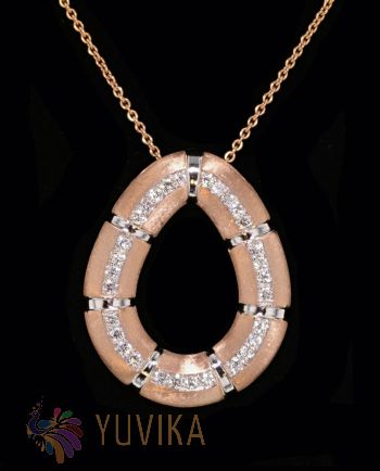 CHIC DIAMOND PENDANT