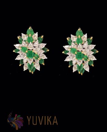 CHIC - DIAMOND EAR EMERALD RINGS - STUDS