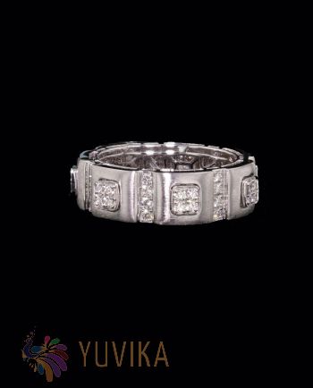 CHIC DIAMOND RING