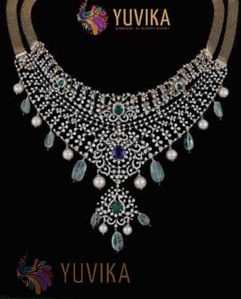 DIAMOND NECKLACE