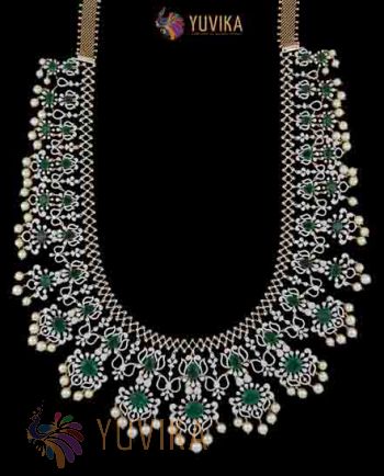 DIAMOND NECKLACE