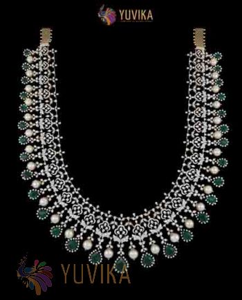 DIAMOND NECKLACE