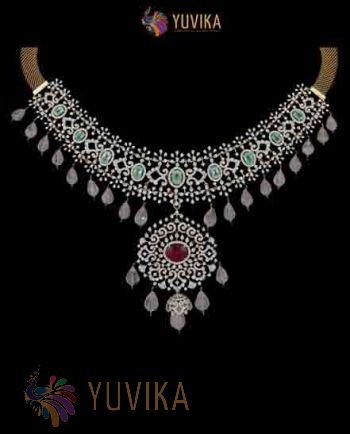 DIAMOND NECKLACE PRINCESS