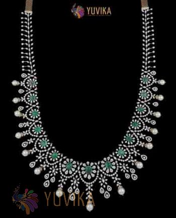 DIAMOND NECKLACE HAARAM