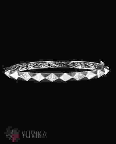 CHIC DIAMOND BRACELET