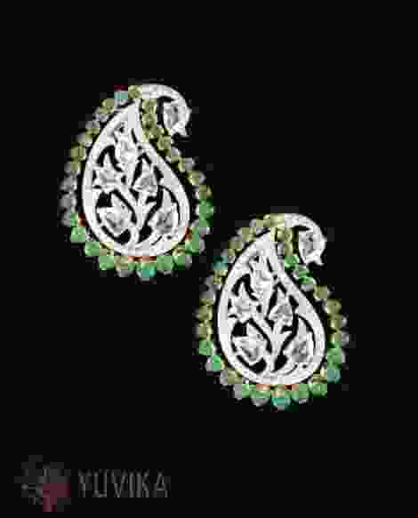 CHIC - DIAMOND EMERALD  EARRINGS - STUDS