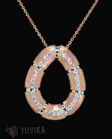 CHIC DIAMOND PENDANT