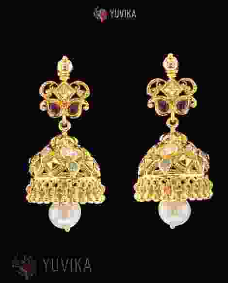 22k Studded Gold Earrings