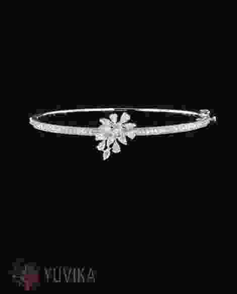 CHIC DIAMOND BRACELET