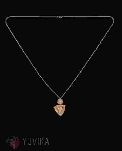 CHIC DIAMOND PENDENT