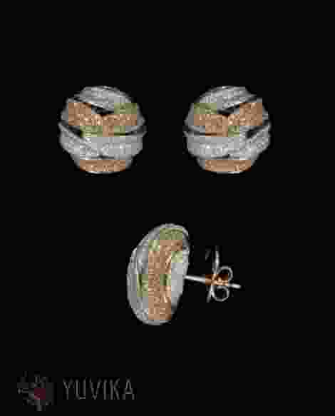 CHIC DIAMOND-EARRINGS-STUDS