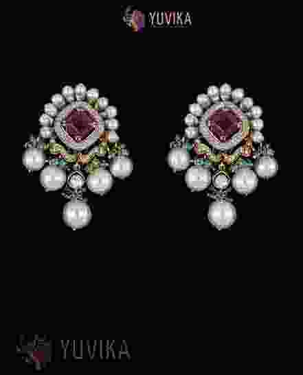 FLAT DIAMOND EARRINGS 