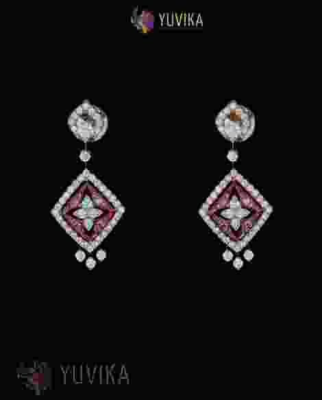DIAMOND EARRINGS