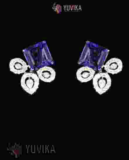 DIAMOND EARRINGS