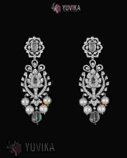 DIAMOND EARRINGS HANGINGS