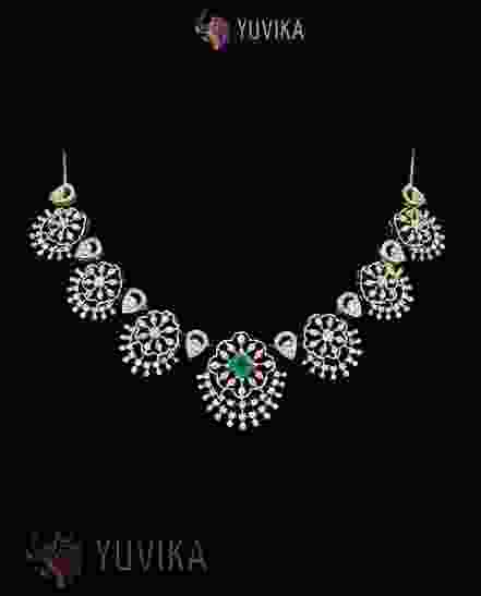 DIAMOND NECKLACE PRINCESS