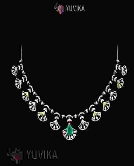 DIAMOND NECKLACE PRINCESS