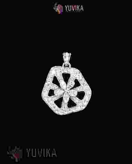 DIAMOND PENDANT 