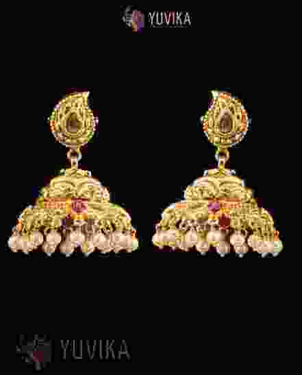 22k Gold Studded Earrings