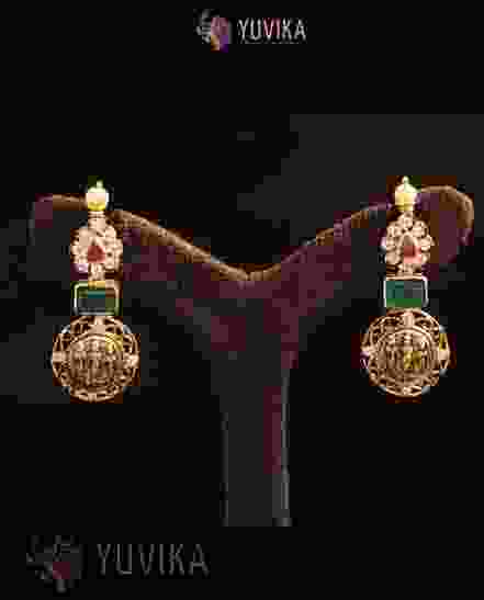 22k Studded Gold Earrings