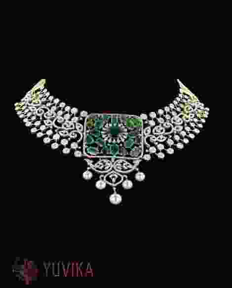 DIAMOND EMERALD NECKLACE